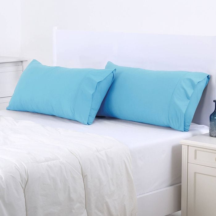 Dreamaker 250tc Plain Dyed Standard Pillowcases - Twin Pack - Aqua