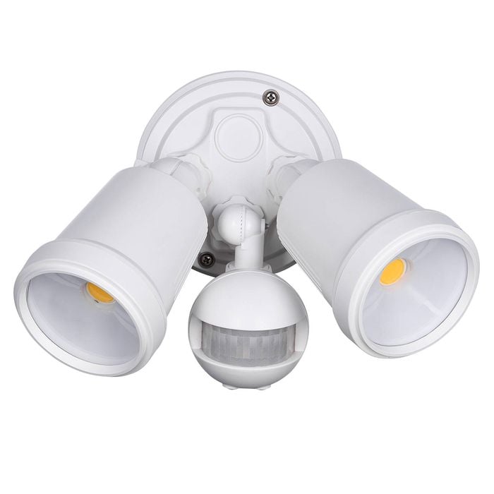 Brilliant White Raptor III Twin Security Light with Sensor