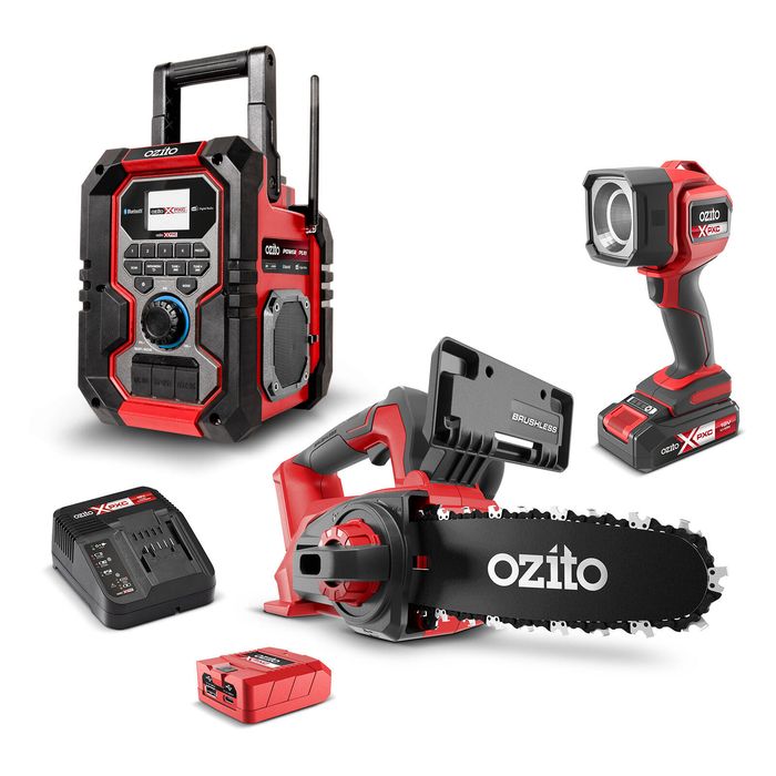 Ozito PXC 18V Brushless Chainsaw & Radio 2.5Ah Kit PCSRK-1820