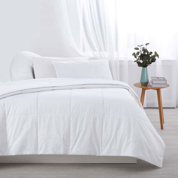 Accessorize Bedroom Collection Queen White Washable Cotton Quilt
