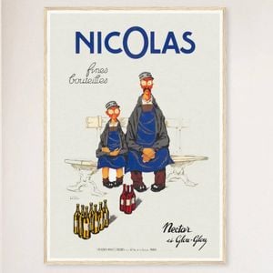 Galrie Nicolas Fine Bottles Vintage French Art Poster by Jules Isnard Dransy (1930) Home, Wood Frame, 50 x 70cm (20 x 28inch)