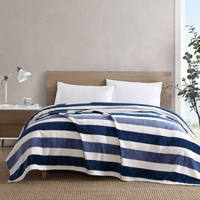 Nautica Awning Stripe Blanket - Single
