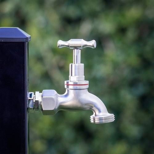 Close up of a garden tap.