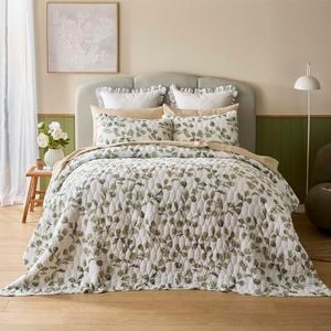 Myhouse Callahan Coverlet Set