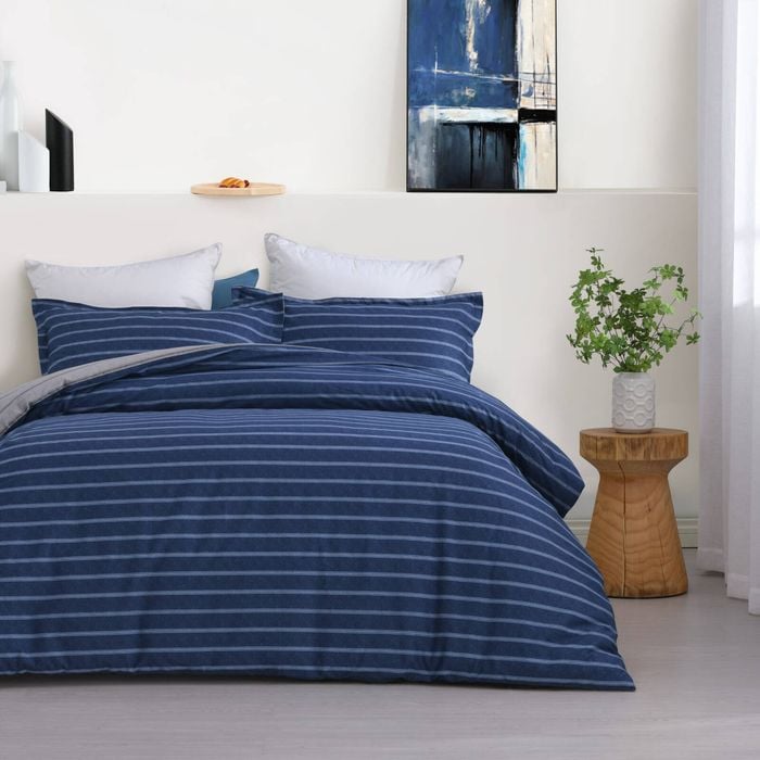 Dreamaker Amalfi Stripe 100% Cotton Reversible Quilt Cover Set Blue Double Bed