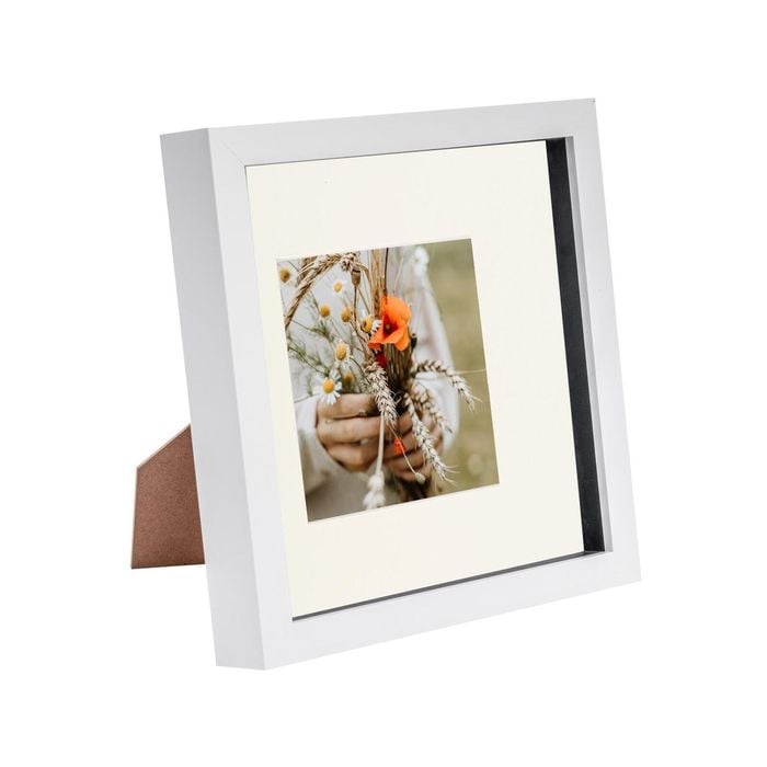 Nicola Spring 8 x 8 3D Shadow Box Photo Frame - Craft Display Picture Frame with 4 x 4 Mount - Glass Aperture - White