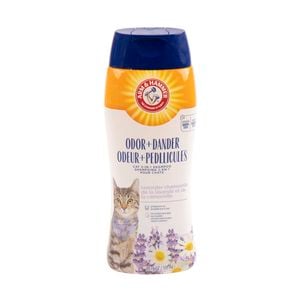 Arm & Hammer 591ml Cat Odor and Dander 2-in-1 Shampoo