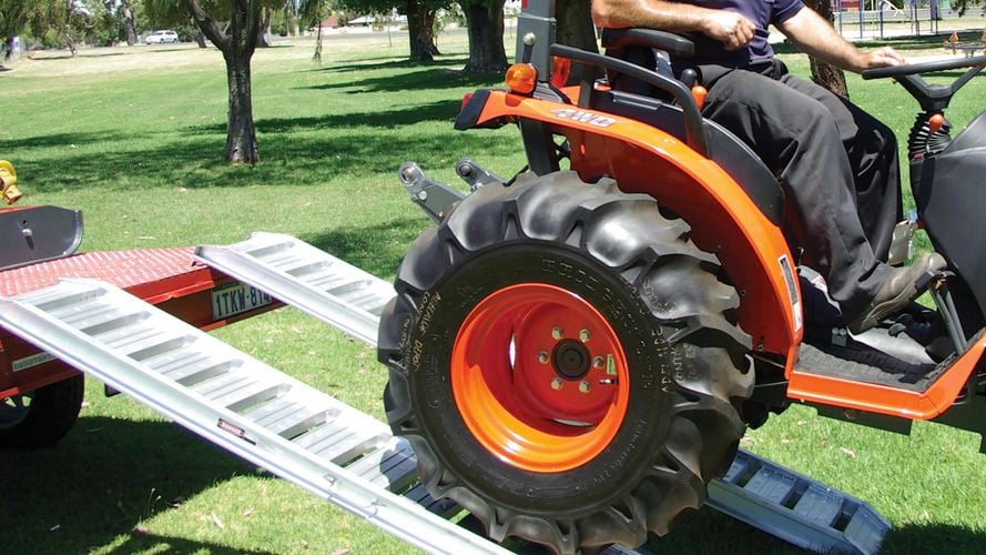 Selecta trailer ramps taking the weight of the lawnmower