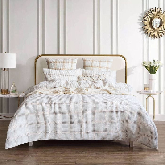 Renee Taylor Queen Cohen Yarn Dye Waffle Quilt Cover/Pillowcases Set