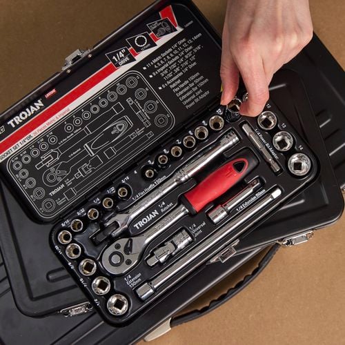 Trojan spanner set in carousel 