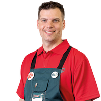 Bunnings team member.