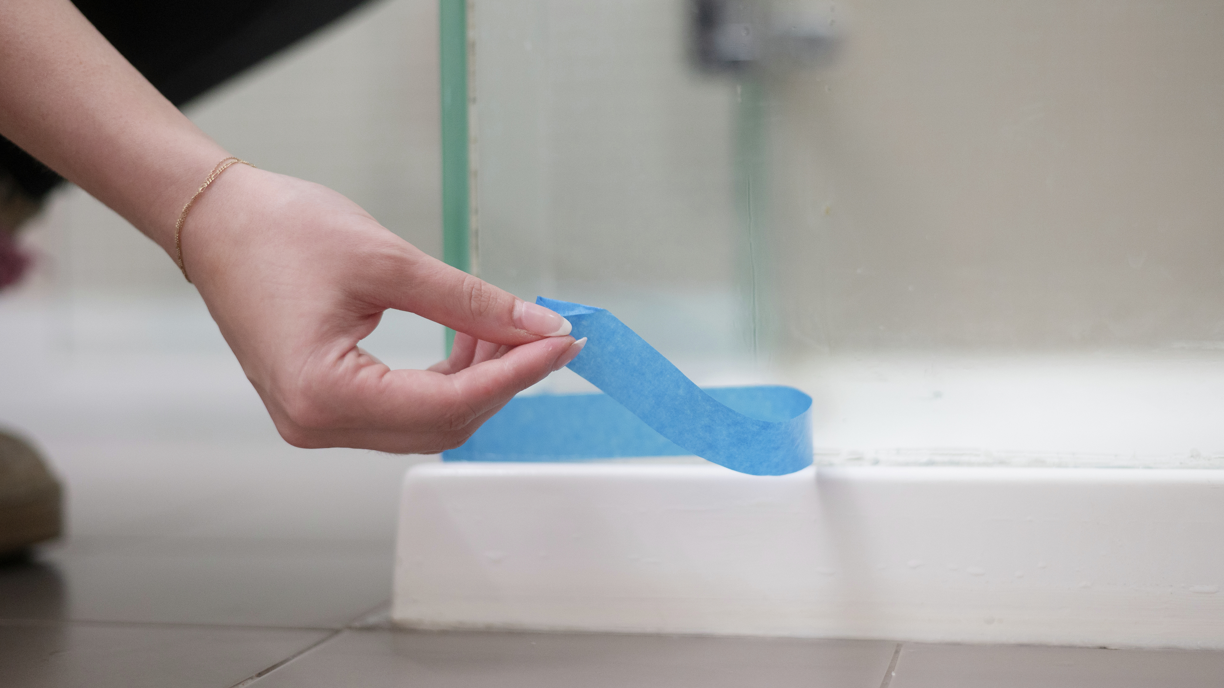 How To Clean And Remove Mouldy Silicone Bunnings Australia