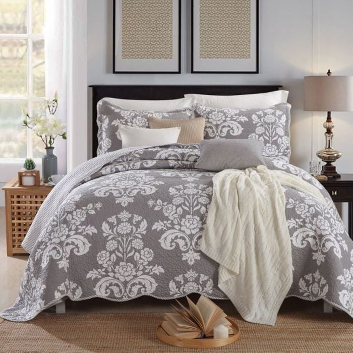 Quilted Queen/King Size Cotton Coverlet Bedspread Set Vase Grey