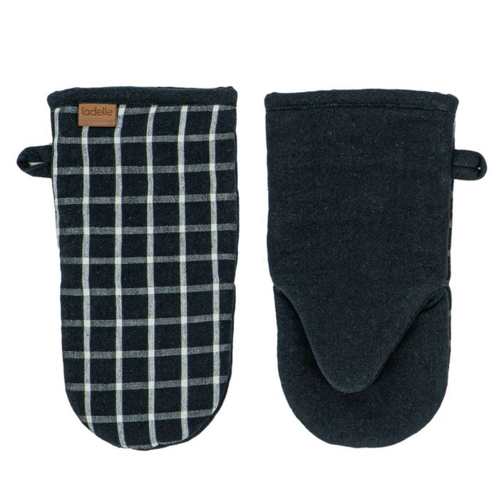 Ladelle Hemingway Black Set Of 2 Baker's Oven Mitts