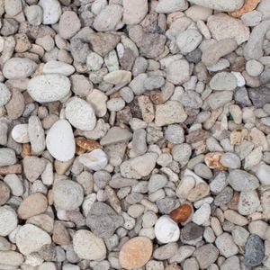 Daltons 15-20mm 1/2cubic metre Coarse Decorative Pebble