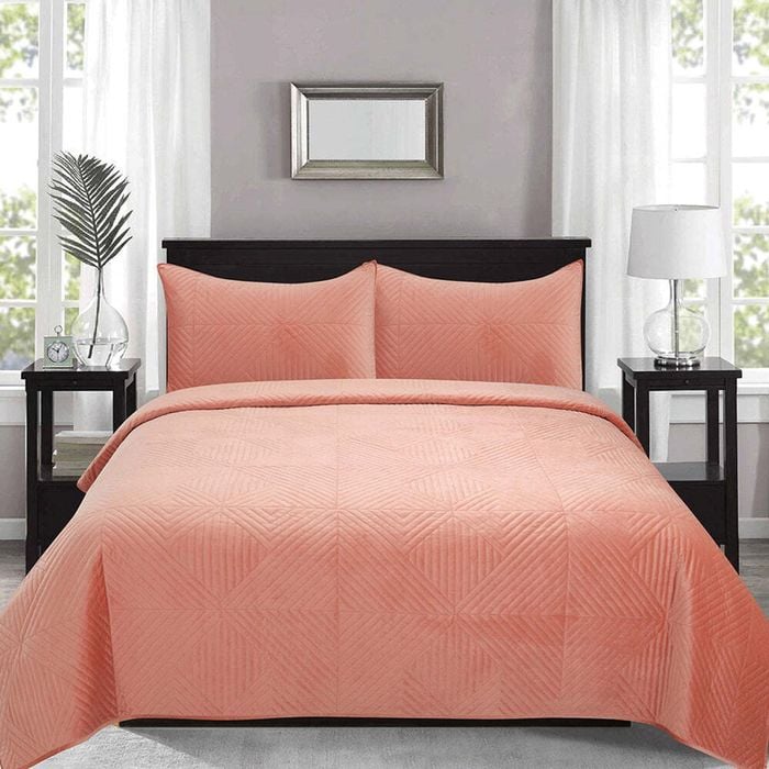 J. Elliot Merida Velvet Quilted Coverlet With 2 Pillowcases 240x260cm Clay Pink