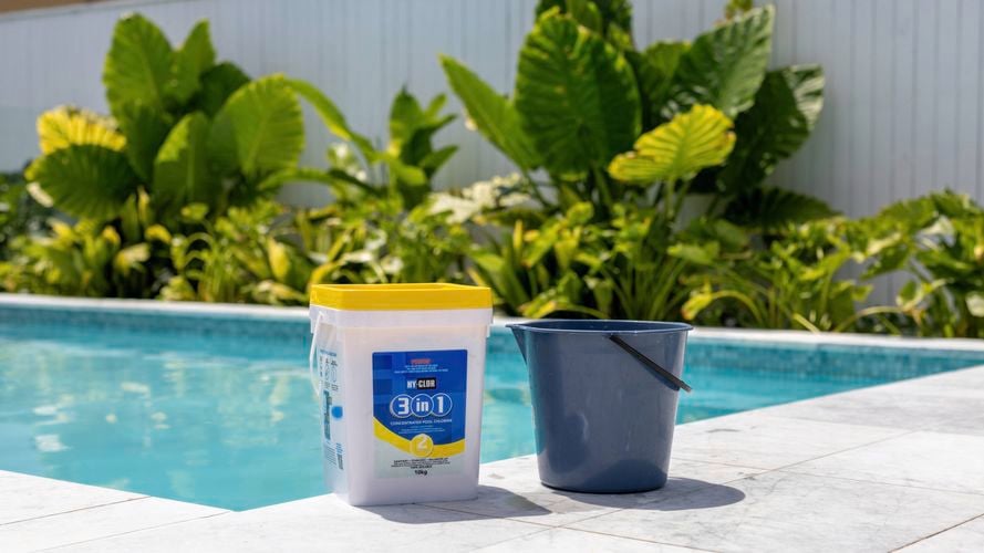 Hy-Clor
  10kg 3 In 1 Granular Chlorine Concentrate