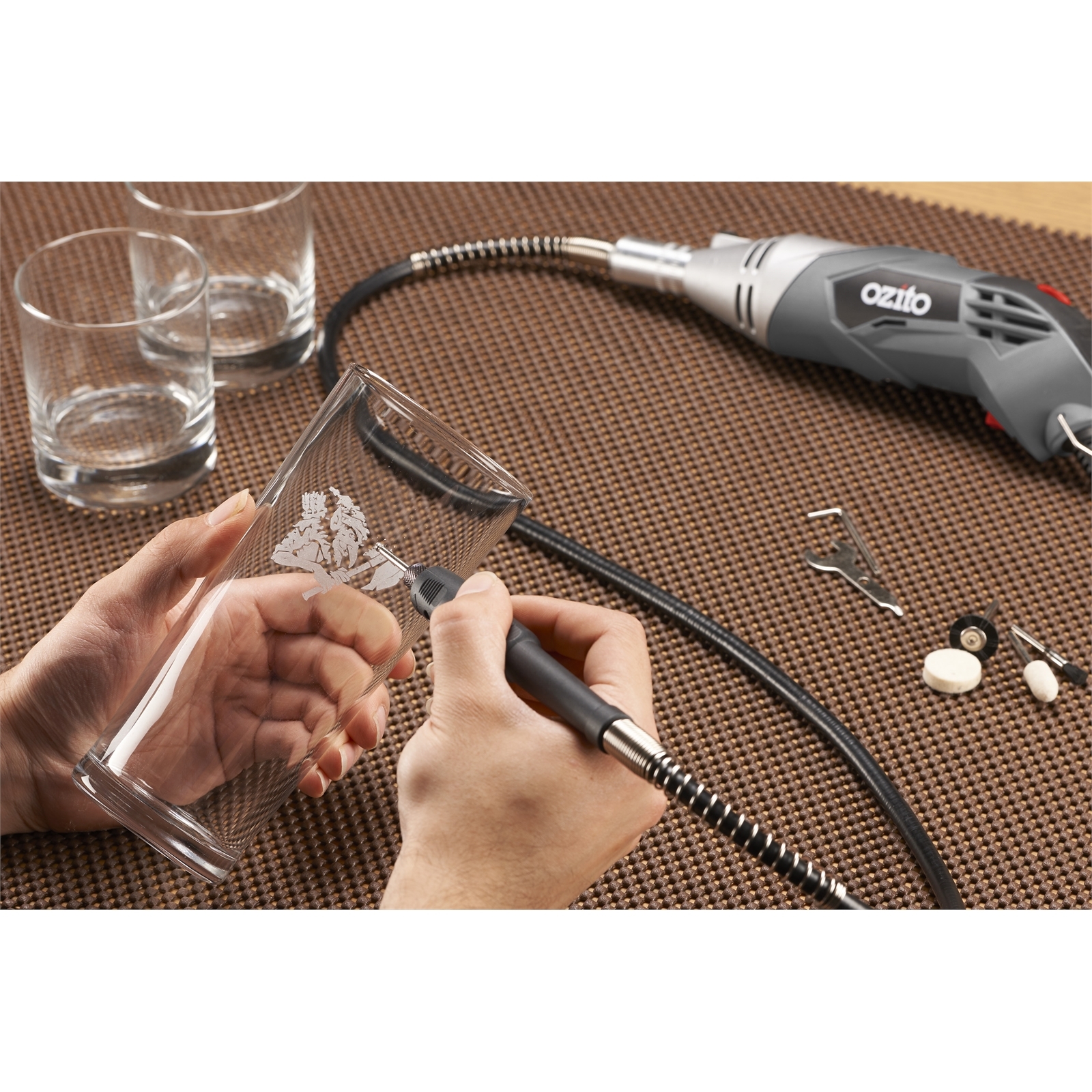 Ozito 170W Rotary Tool Kit With 190 Accessories