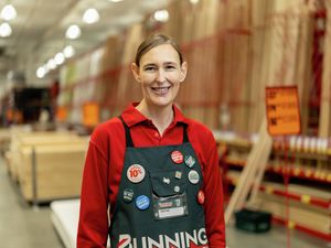 Media release - Bunnings to keep building on what customers love as Mike Schneider passes the hammer to Rachael McVitty - Hero-Shot_Photography©Rachael-McVitty-9024