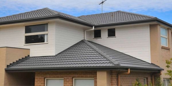 Evo house with grey tiled roof