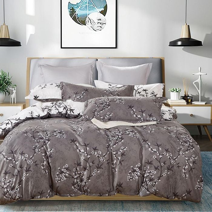 Fabric Fantastic Iyanu Queen Size Quilt/Doona/Duvet Cover Set