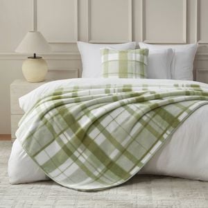 Dreamaker Wynter Reversible Faux Fur Throw Olive 180x200cm