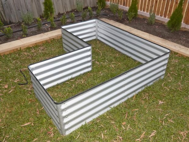 Raised garden bed - wide.jpg