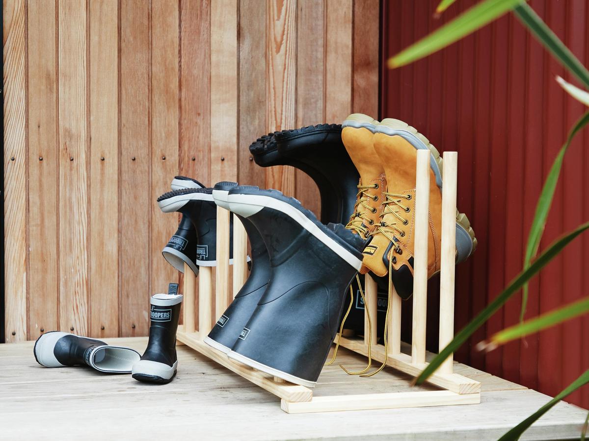 How To Make A Timber Boot Rack - Bunnings New Zealand
