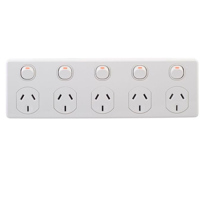 Deta 10Amp White 5 Outlet Powerpoint