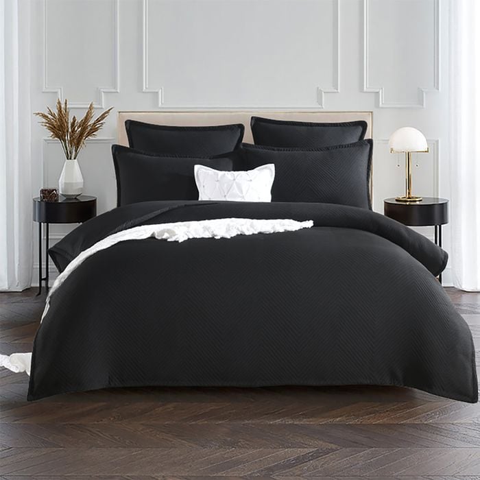 Hotel Collection Full/Queen Linear Chevron high quality Black Duvet Rare