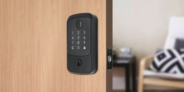 Fingerprint dead lock in black colourway