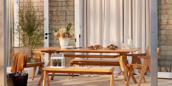 Outdoor area with outdoor table and chairs
