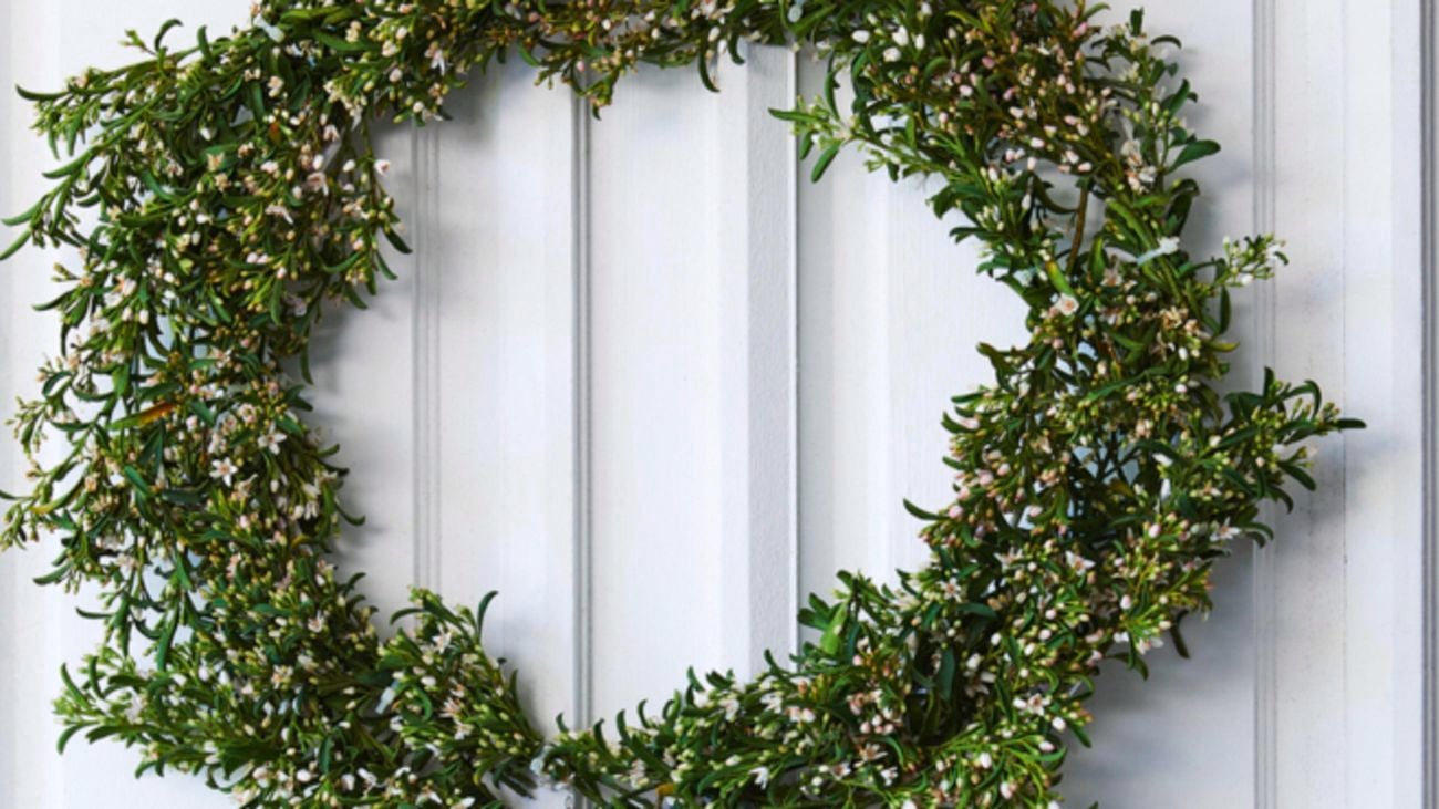 Christmas wreath made from green foliage.