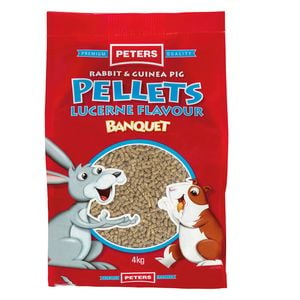 Peters Rabbit & Guinea Pig Pellets Lucerne Flavour Banquet Feed 4kg
