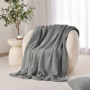 Dreamaker Otis Teddy Fleece Double-Sided Throw 130x160cm Fog