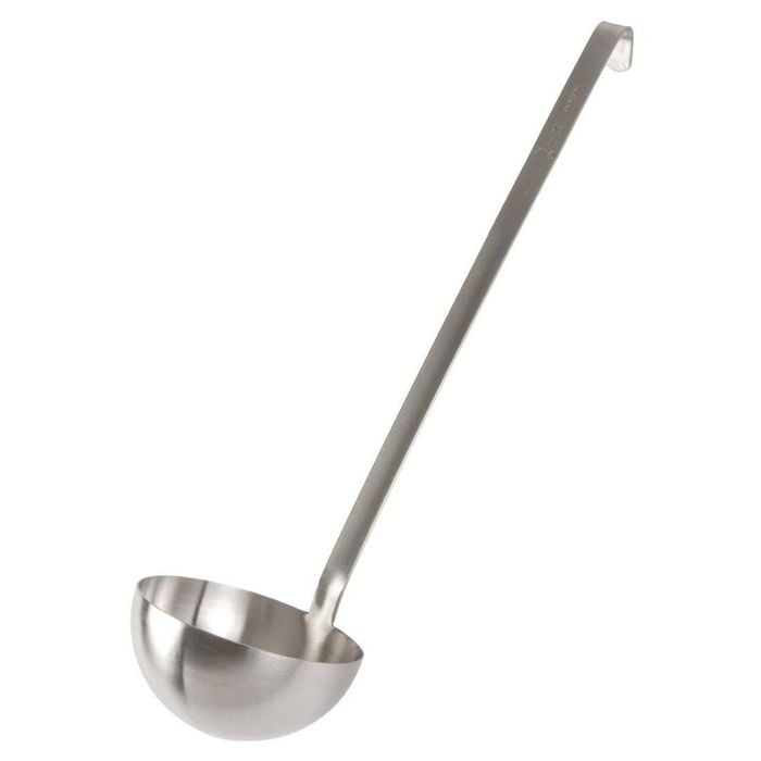 Vogue Stainless Steel Heavy Duty Ladle Hooked Handle 750ml Commercial Kitchen Utensil