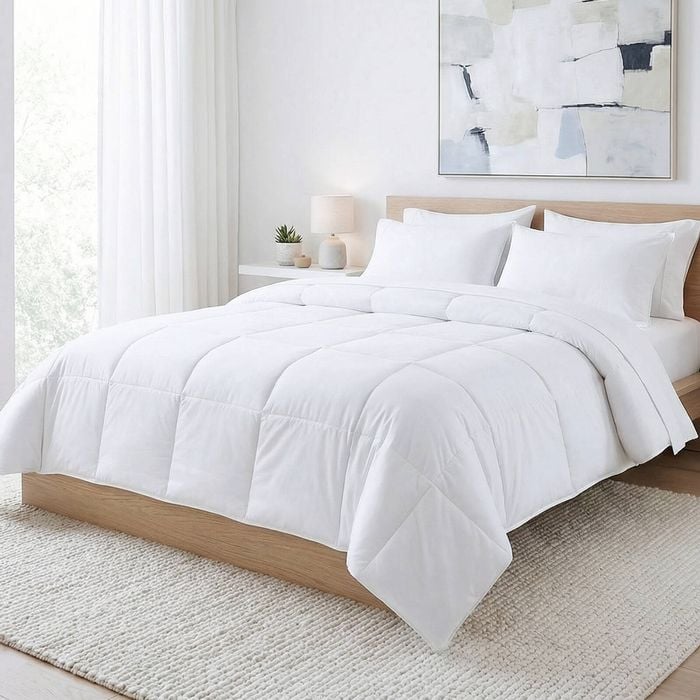 Dreamz All Season Microfibre Quilt 200gsm Queen Size