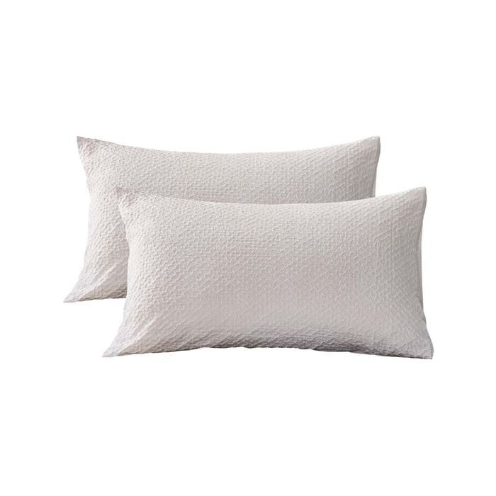 CottonMore 2pcs of 100% Cotton Seersucker White Pillowcases 48x73cm