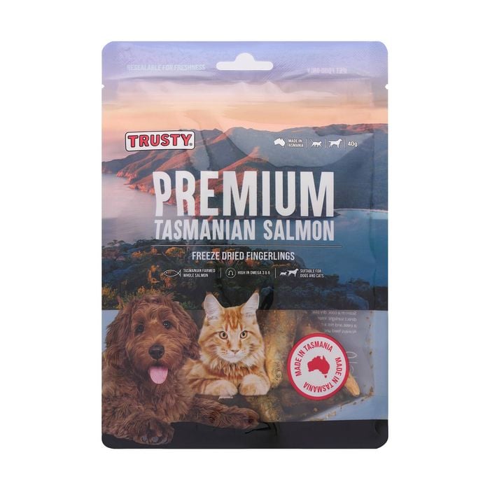 Trusty 40g Freeze Dried Tasmanian Salmon Fingerlings Dog and Cat Treats