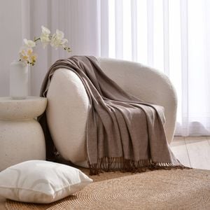 Cadence & Co. Huxley Herringbone Throw Toffee 130x180cm