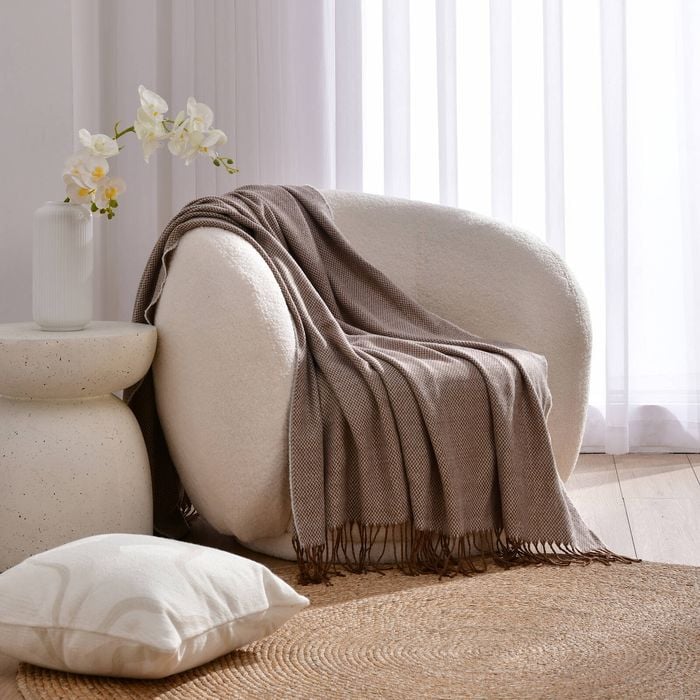 Cadence & Co. Huxley Herringbone Throw Toffee 130x180cm