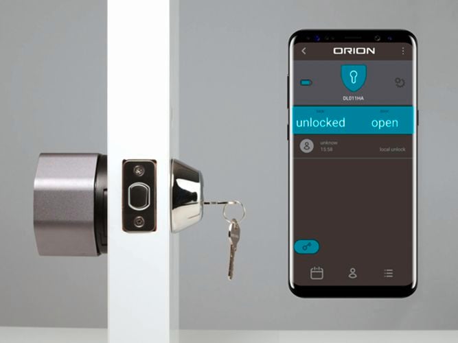 Smart DIY Bluetooth Deadbolt Controller
