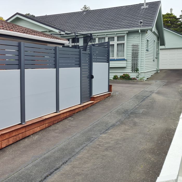 Sector Panel Fencing 1.2/0.3m Styleline Panel 2420mm Wide - 0.6m Gull ...
