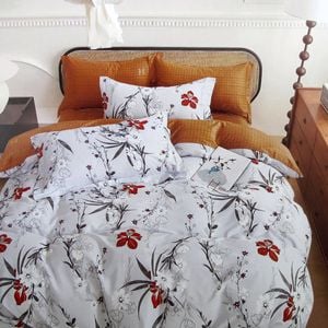 Bloomington 300TC Boronia Silver Reversible Cotton Quilt Cover Set Single