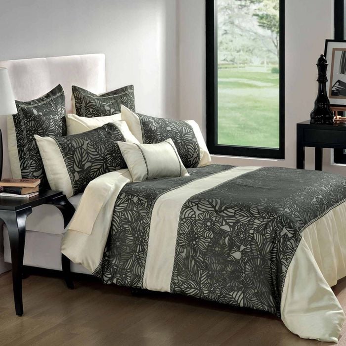 Bianca Lilyfield Ivory Quilt Cover Set Queen