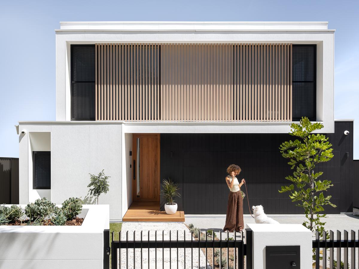 Transform Your Home with Exterior Cladding by James Hardie - Bunnings ...