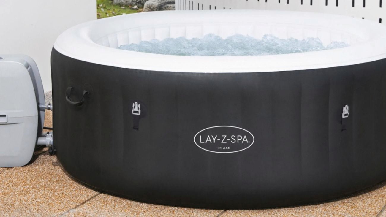 Bestway Lay-Z-Spa Miami Airjet inflatable spa