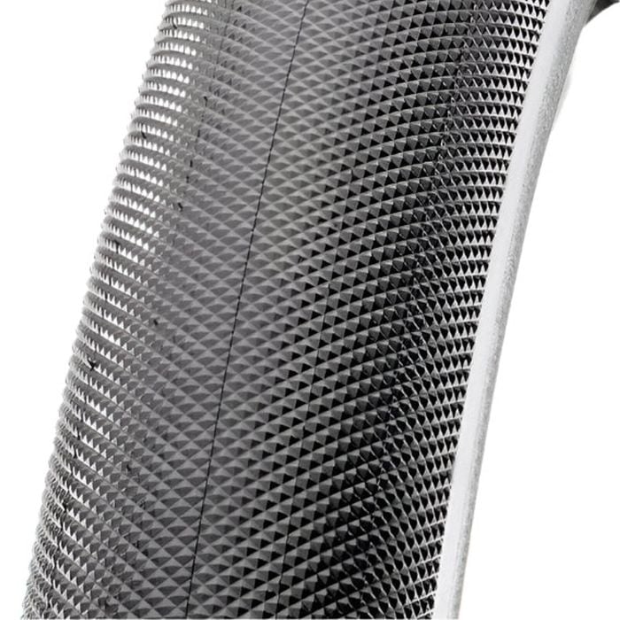 Maxxis Re-fuse 700 X 32c Maxxshield Tubeless Ready  Carbon 60tpi Tyre