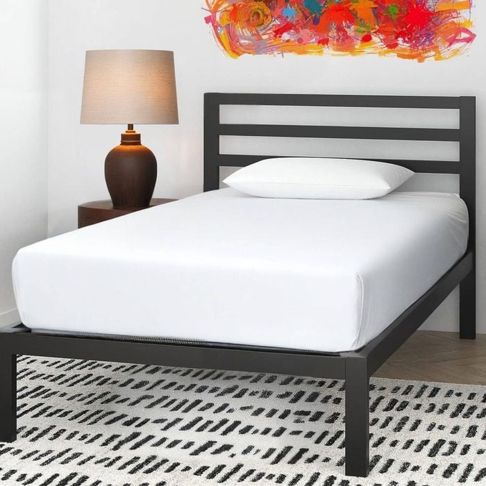 Zinus Single Bed Frame Kids Metal Bed Base - Black