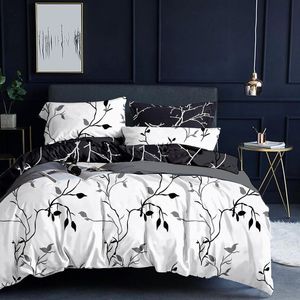 Fabric Fantastic Tree Reversible King Size White Quilt/doona/duvet Cover Set